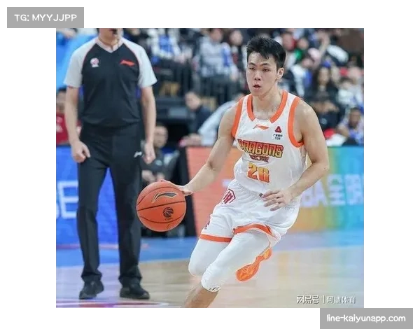 江苏男篮贾尔斯亨特组合 内线外线核心配合默契 江苏男篮贾尔斯亨特组合 内线外线核心配合默契